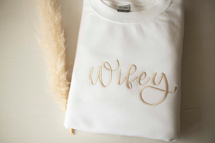 Embroidered Custom Sweatshirt, Personalized Embroidered Sweatshirt, Personalized Gifts, Custom Valentine's Day Gifts, Gifts for CTC250C X
