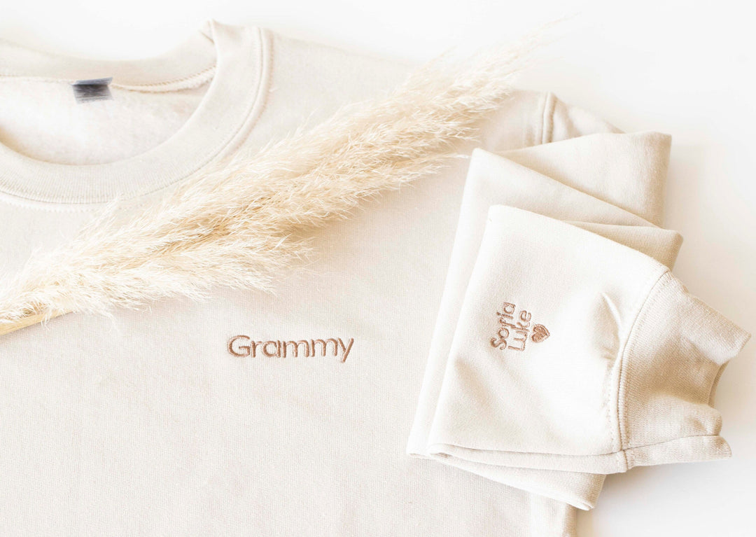 Custom Embroidered Sweatshirt for Mother's Day, Embroidered Mom Sweatshirt with Kids Names, Sleeve Kids Names, Personalized PRP97C X