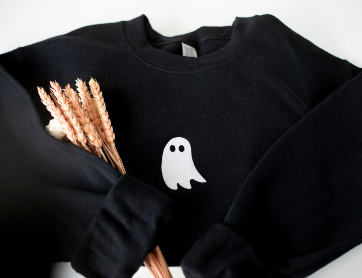 Embroidered Cute Ghost Sweatshirt, Embroidered Fall Sweatshirt, Halloween Sweatshirt, Ghost Sweatshirt, Trendy Sweatshirt Crewneck, G3-C-97