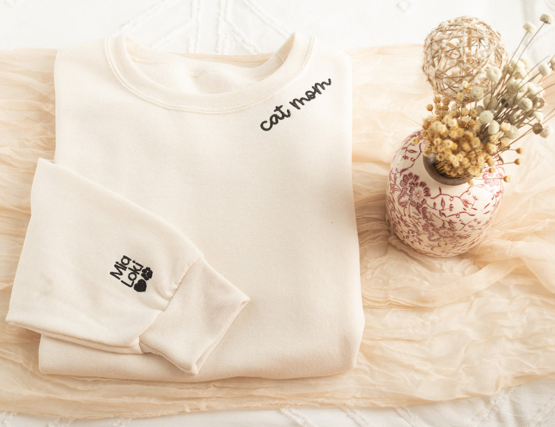 Custom Embroidered Cat Mom Sweatshirt, Cat Mom Sweatshirt with Sleeve Names Paw Heart, Cat Mom Gifts, Pet Gifts, Gifts for Cat, NEN97C X