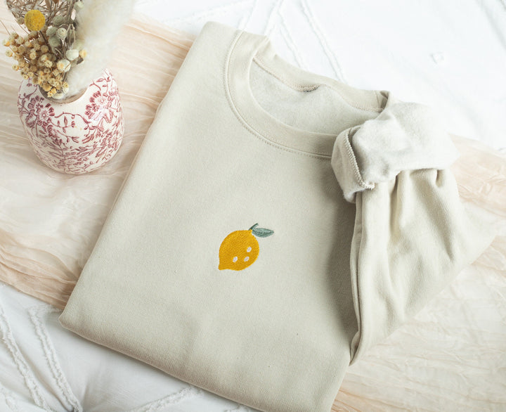 Embroidered Lemon Sweatshirt, Embroidered Lemon Crewneck, Cute Sweatshirts for Women, Trendy Crewneck, Foodie Sweatshirt, LEM-C-97