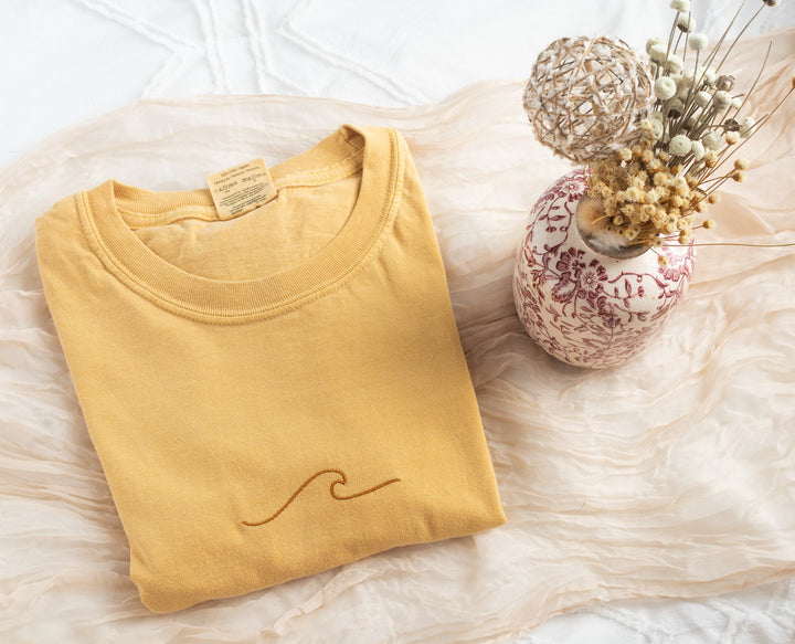 Embroidered Wave Tshirt, Embroidered Surf tshirt, Embroidered Summer Tshirt, Embroidered Boho Shirt, Trendy Tshirts Women, Summer WAVE-C-97