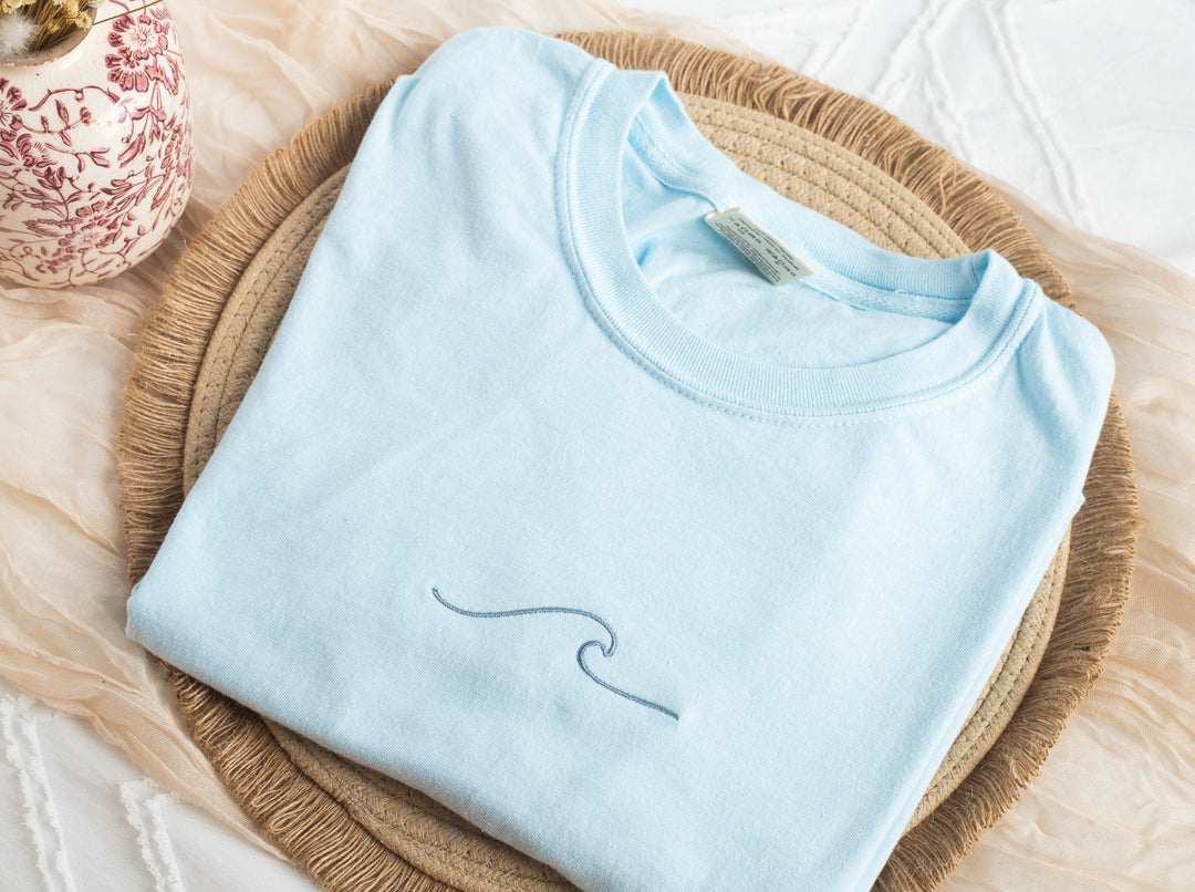 Embroidered Wave Tshirt, Embroidered Surf tshirt, Embroidered Summer Tshirt, Embroidered Boho Shirt, Trendy Tshirts Women, Summer WAVE-C-97
