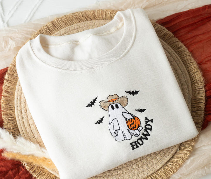 Embroidered Howdy Ghost Sweatshirt, Embroidered Fall Sweatshirt, Halloween Sweatshirt, Cowboy Ghost Sweatshirt, Trendy Crewneck, HZ1-C-97