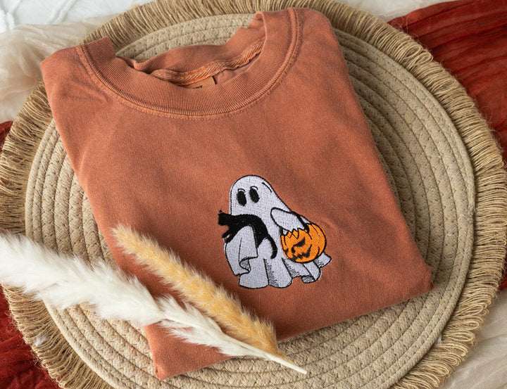 Embroidered Cat and Ghost T-shirt, Yam Colored T-shirt, Trendy Fall T-shirt, Fall shirts for Women, Cowboy Ghost Halloween Tee, TG1-97-C