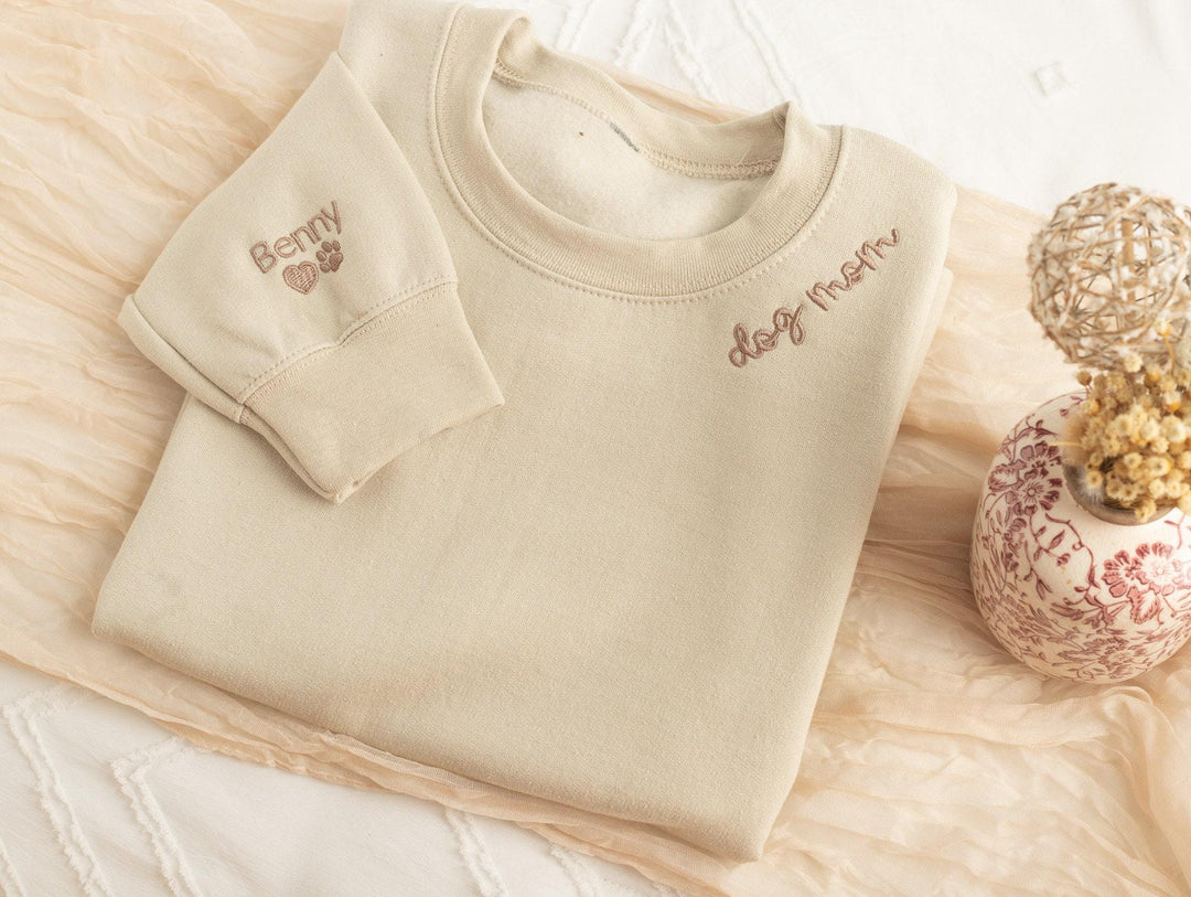 Custom Embroidered Dog Mom Sweatshirt, Dog Name Sweatshirt with Sleeve Names Paw Heart, Dog Mom Gifts, Pet Gifts, Gifts for Dog, NEN97C X