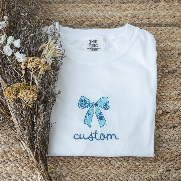 Custom Embroidered Chinoiserie Floral Bow Comfort Colors T-shirt, Embroidered T-shirts for Women, Embroidered Coquette Bow Shirt, BHYE-97-C