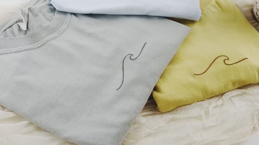 Embroidered Wave Tshirt, Embroidered Surf tshirt, Embroidered Summer Tshirt, Embroidered Boho Shirt, Trendy Tshirts for Women, WAVE-C-97